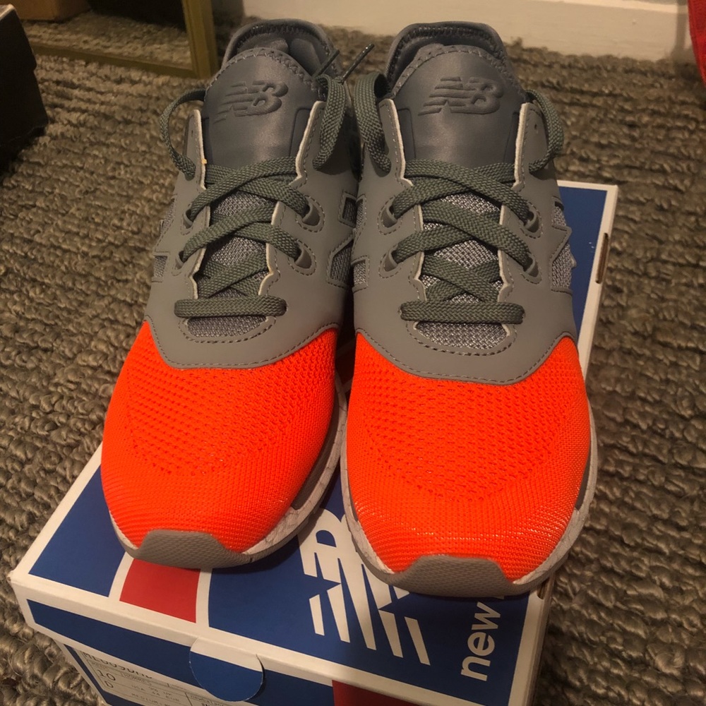New balance ml009 new sz 10 box